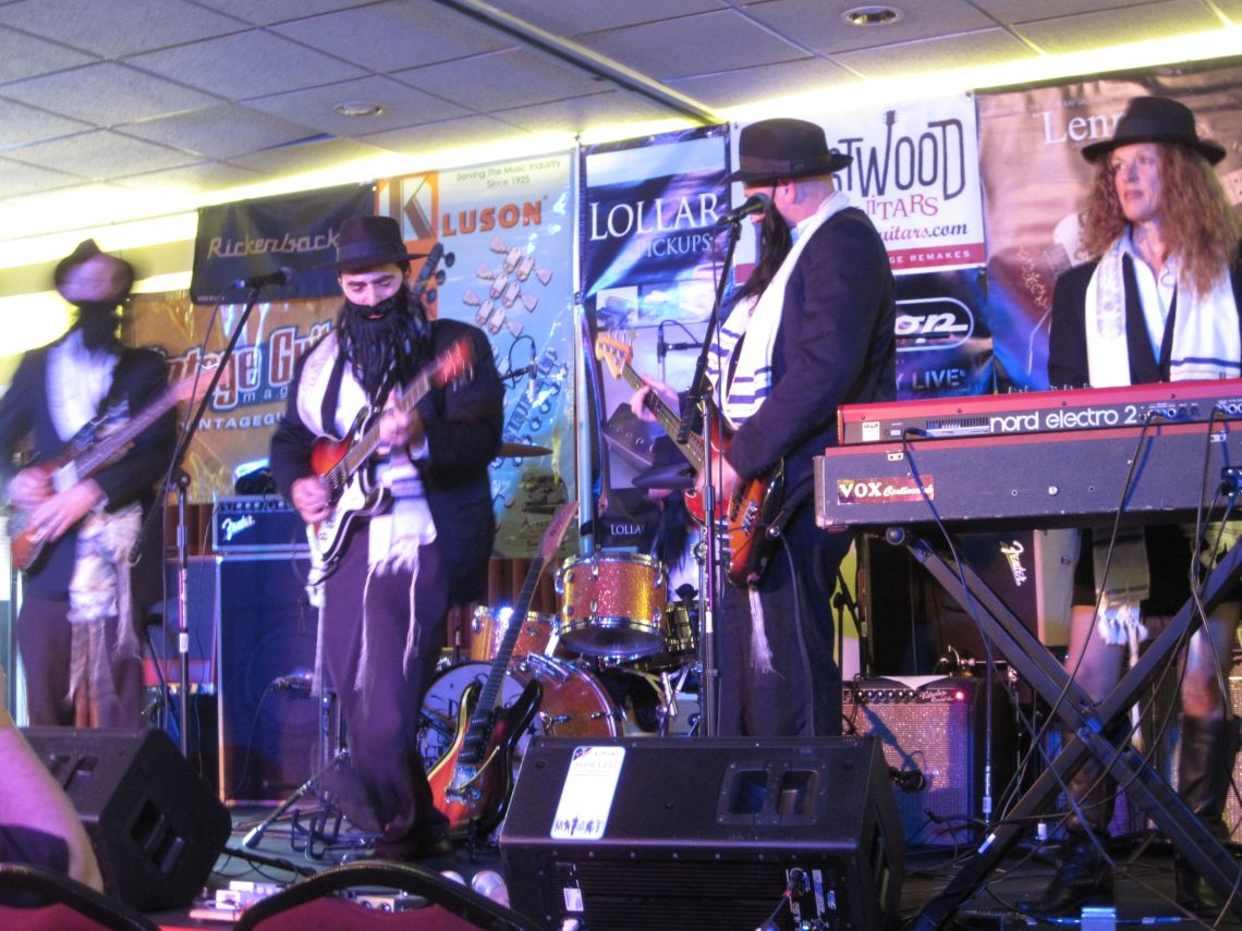 Guitar Geek Festival, Anaheim, California